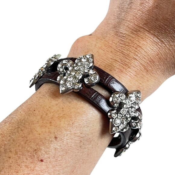Brown Leather Bracelet w Rhinestone Fleur De Lis Rocker Chic Double Row Station - Picture 6 of 10